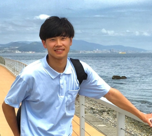 メンバー1の顔写真(差し替え)